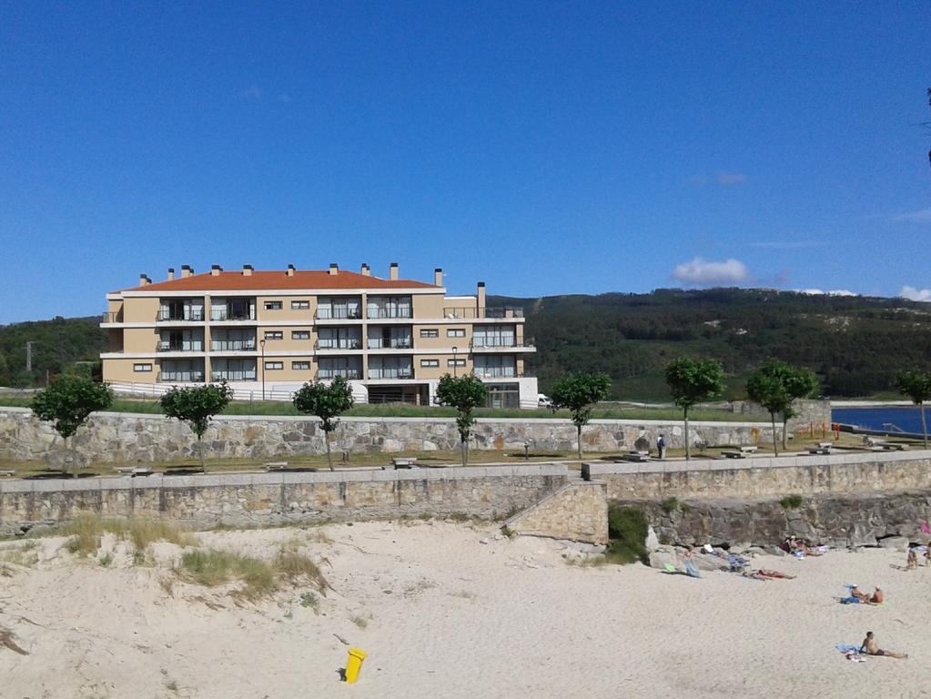 Apartamentos Turisticos Playa De Osmo Corme 외부 사진
