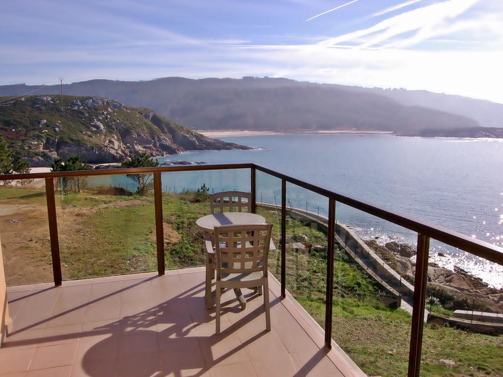 Apartamentos Turisticos Playa De Osmo Corme 외부 사진