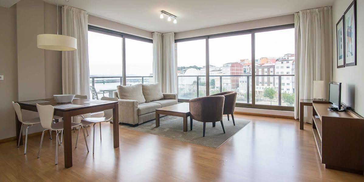 Apartamentos Turisticos Playa De Osmo Corme 외부 사진