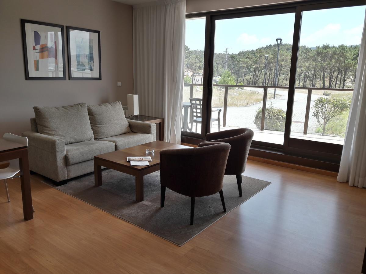 Apartamentos Turisticos Playa De Osmo Corme 외부 사진